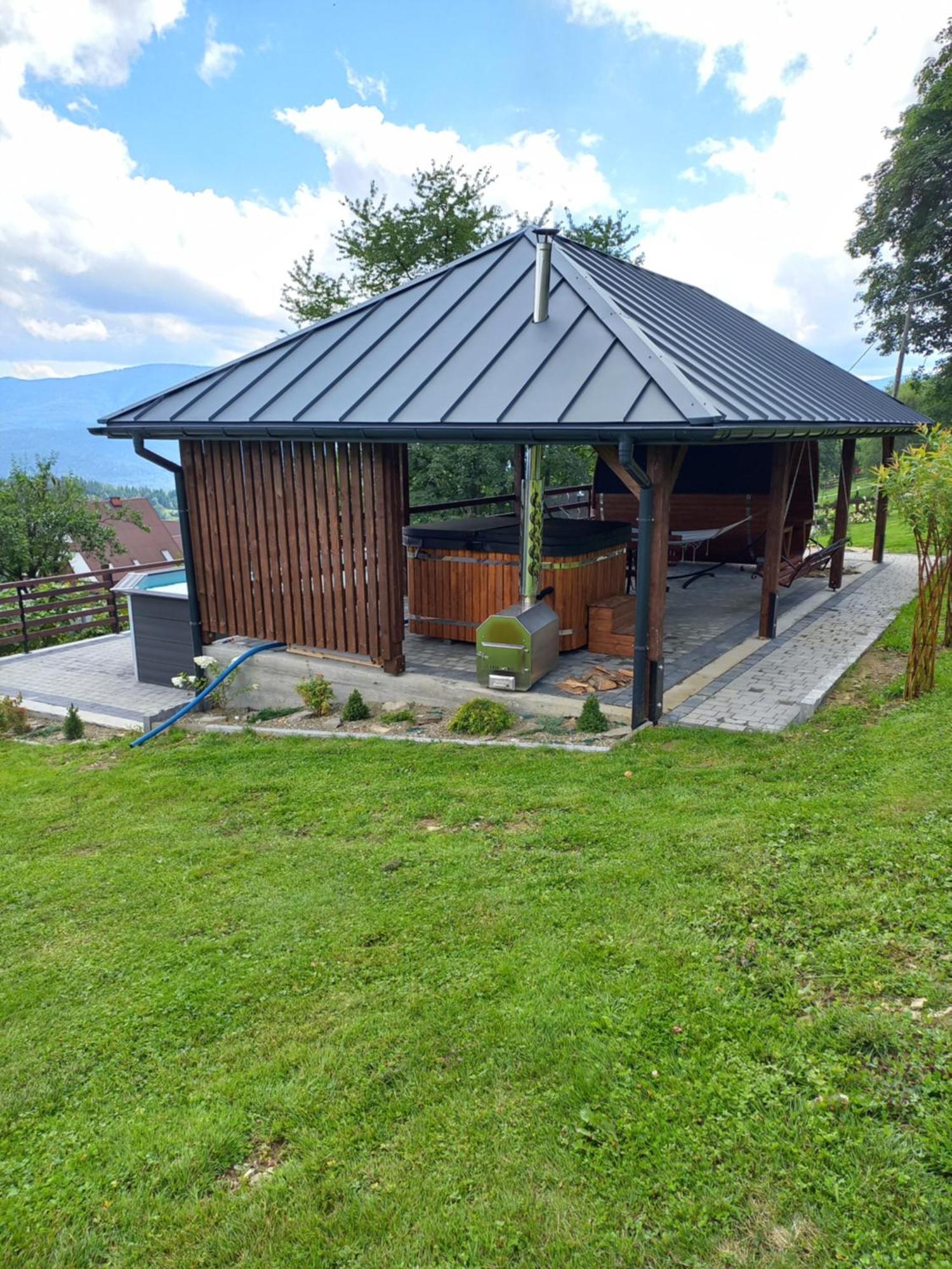 Drewniany Simonka Chalet *